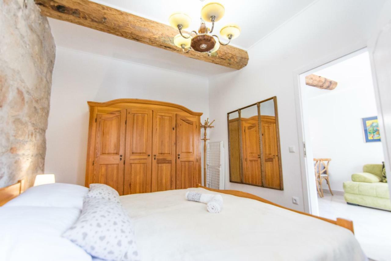 Apartment Mileta Sali Luaran gambar